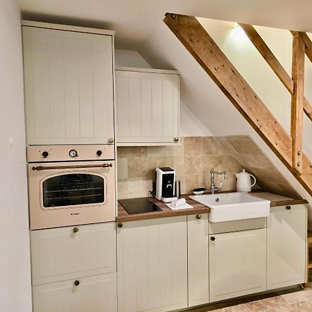 Le Cottage Maisonnette Dans Corps De Ferme Ollainville Extérieur photo