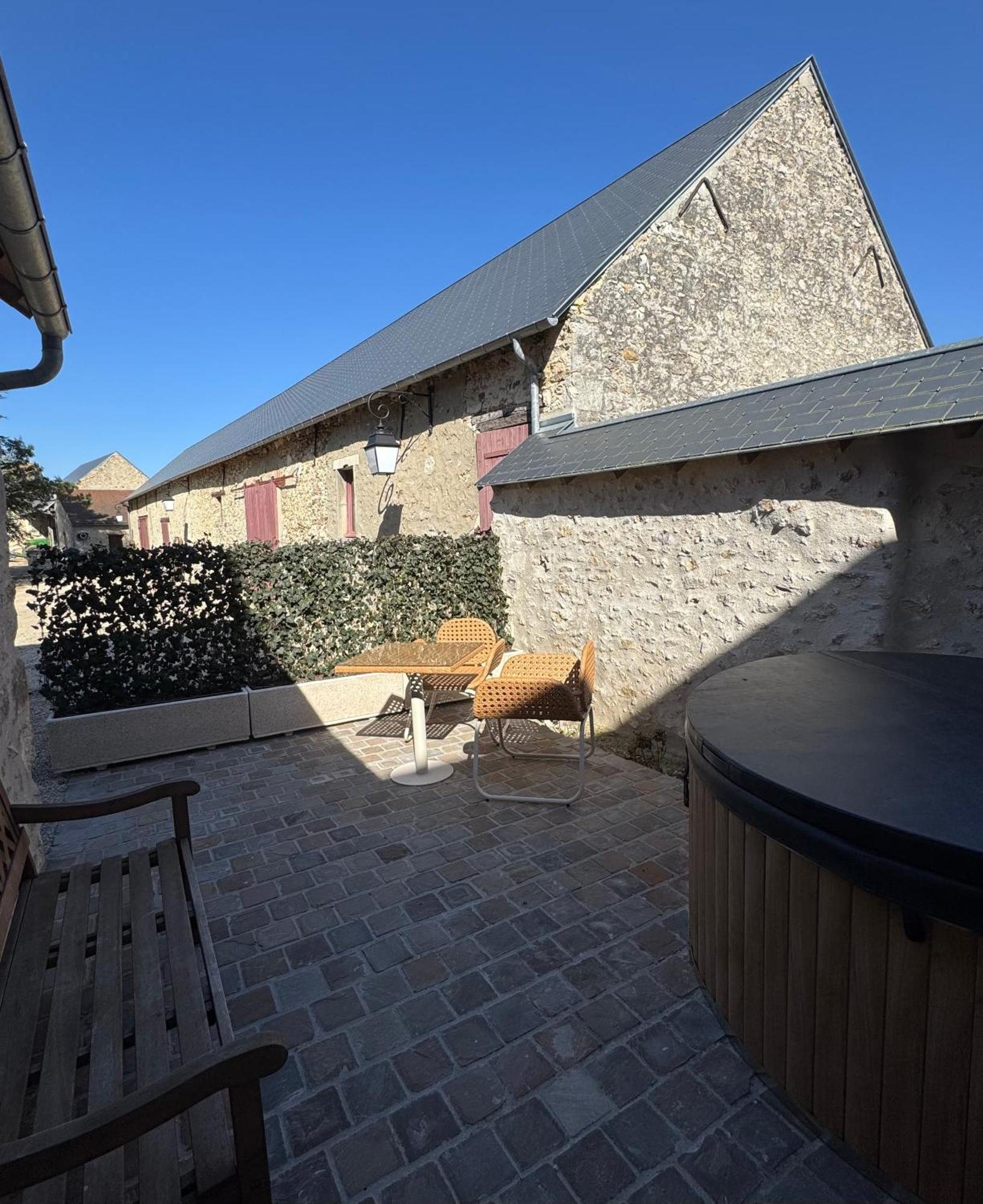 Le Cottage Maisonnette Dans Corps De Ferme Ollainville Extérieur photo